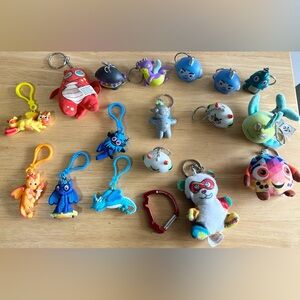 Lot Of 17 KIDS HEART CHALLENGE Keychains American Heart‎ Association AHA Figures